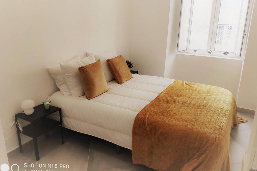 Old Town House Villa Loule Bagian luar foto